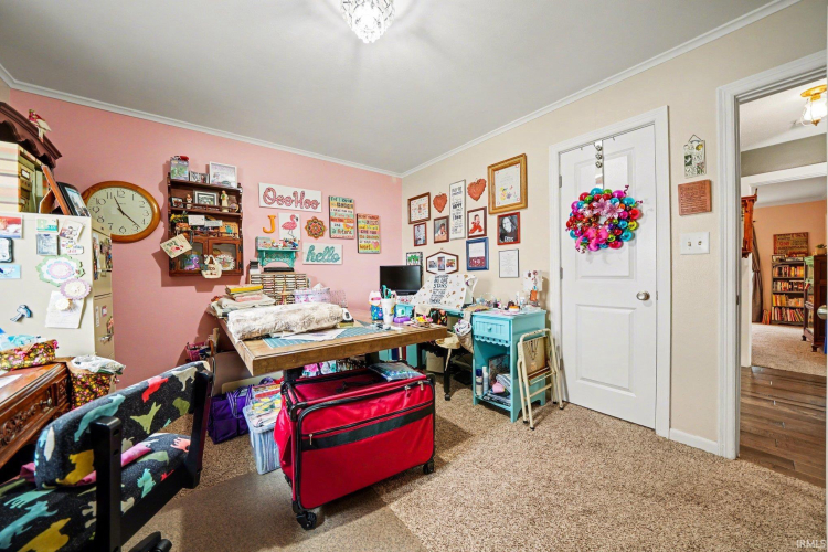 Listing Image 17