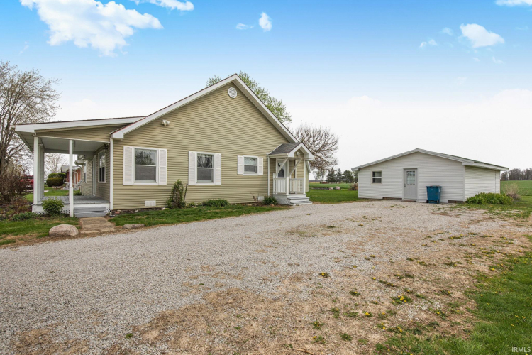 Listing Image 17