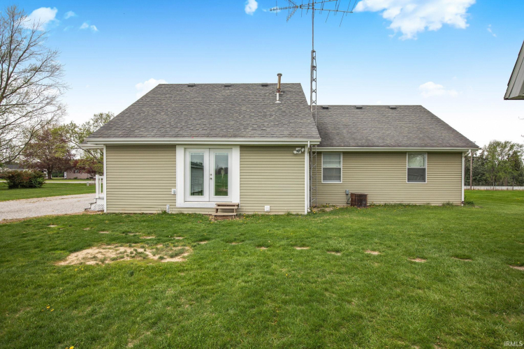 Listing Image 18