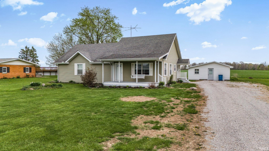 Listing Image 25