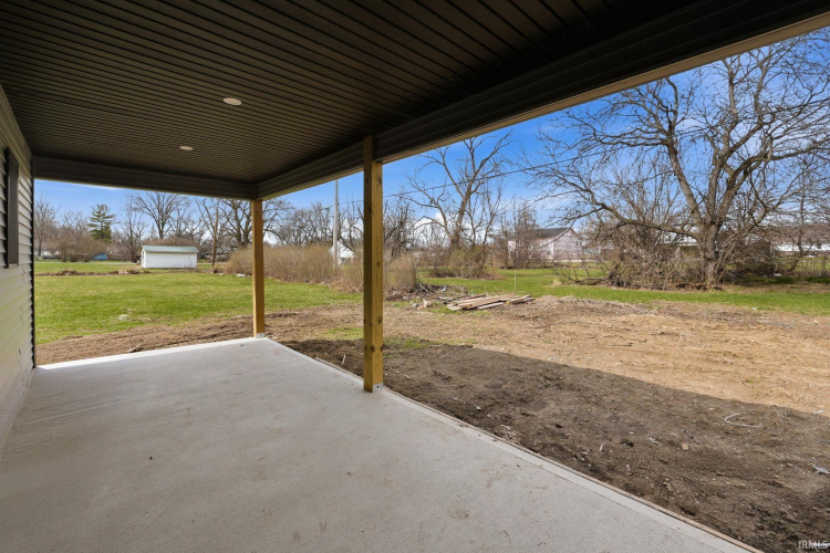 Listing Image 32