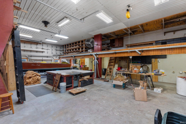 Listing Image 28