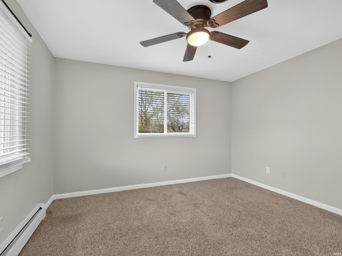 Listing Image 28