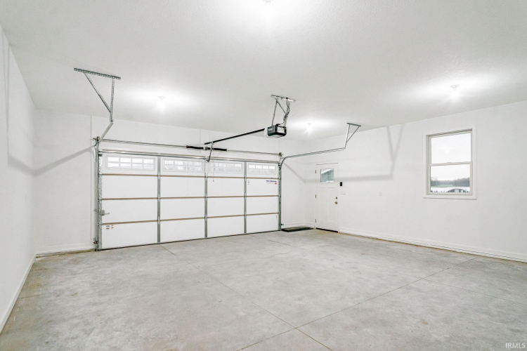 Listing Image 24