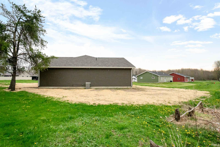 Listing Image 25