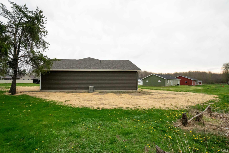 Listing Image 26