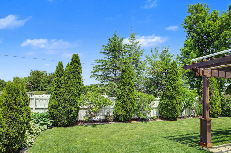 Listing Image 32