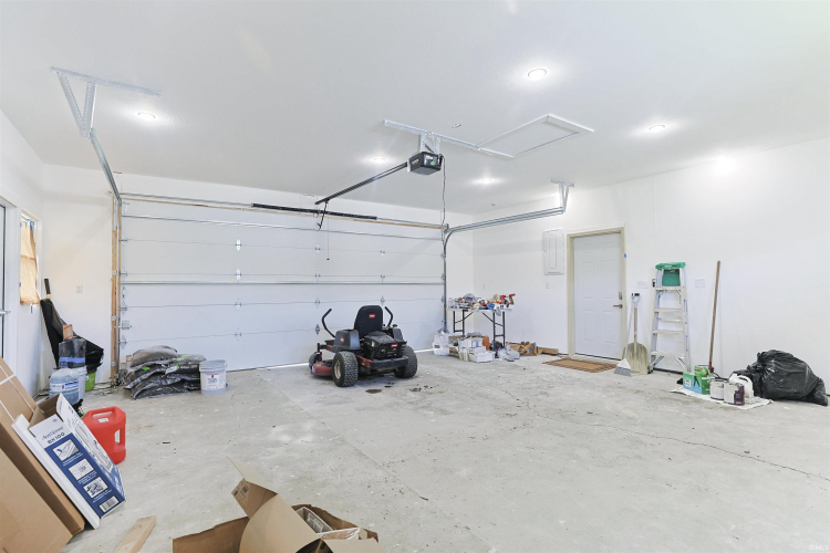 Listing Image 29