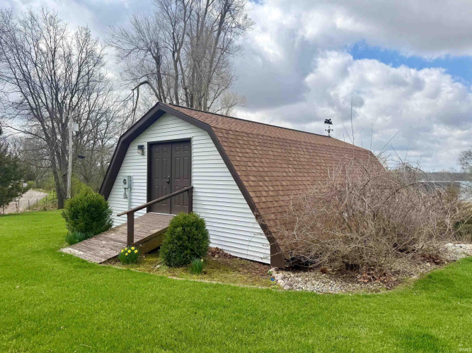 Listing Image 33