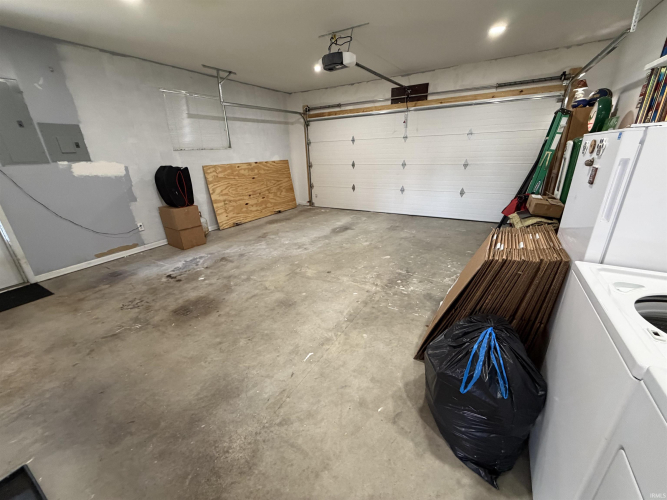 Listing Image 24