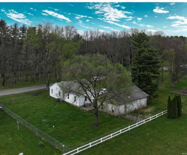 Listing Image 3