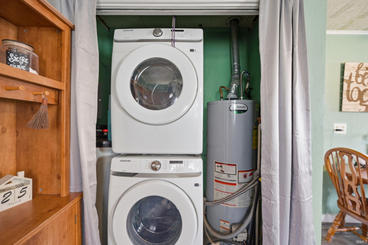 Listing Image 19