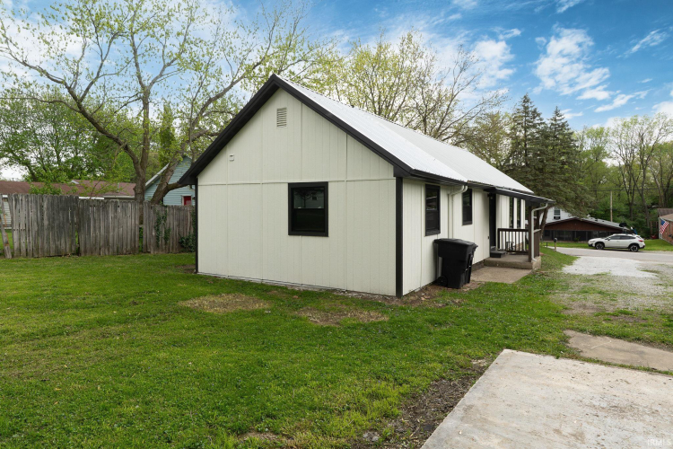 Listing Image 24