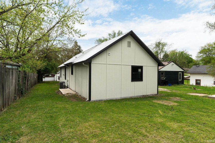 Listing Image 26