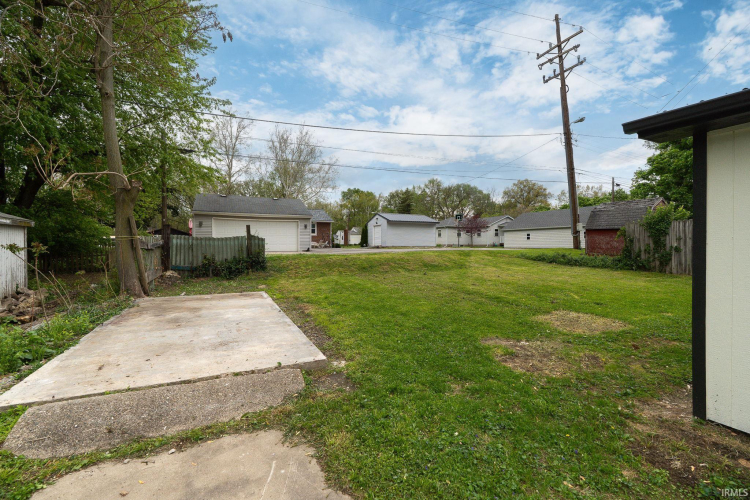 Listing Image 27