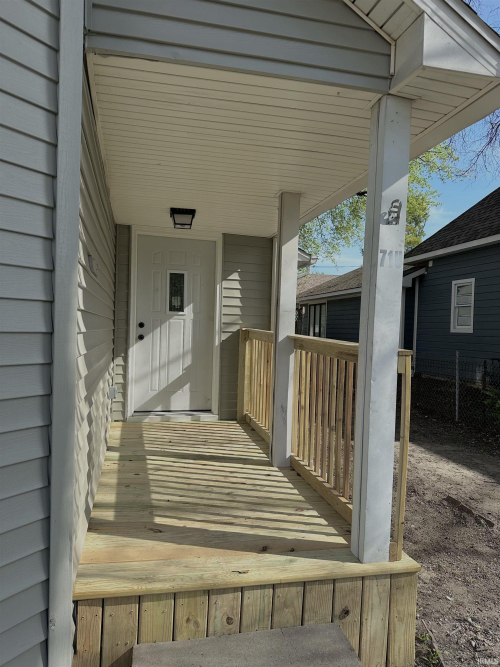 Listing Image 3