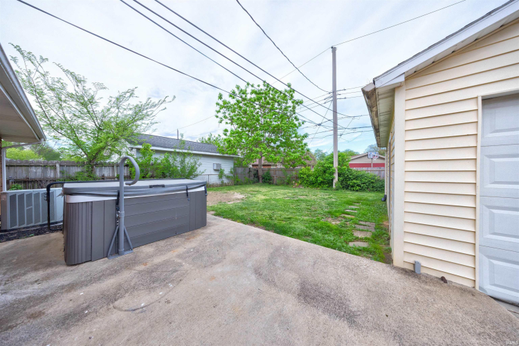 Listing Image 34