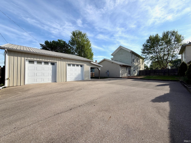 Listing Image 35