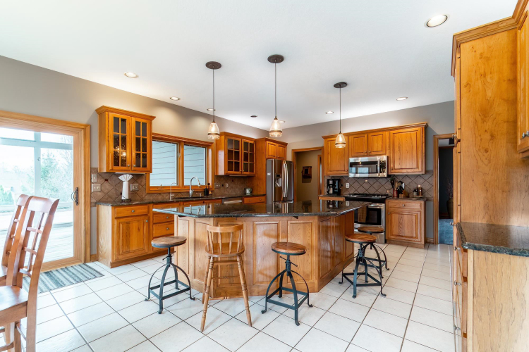Listing Image 15