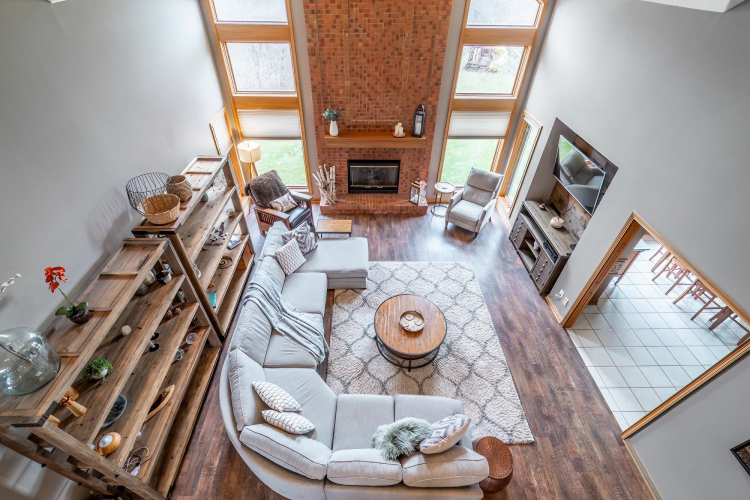 Listing Image 9