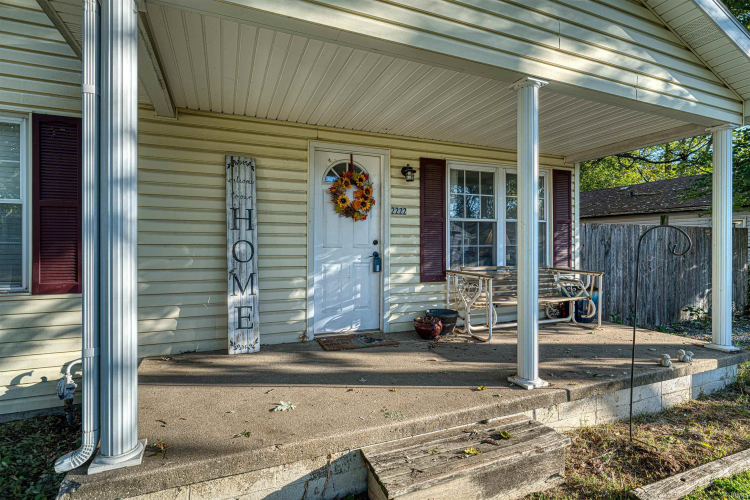 Listing Image 3