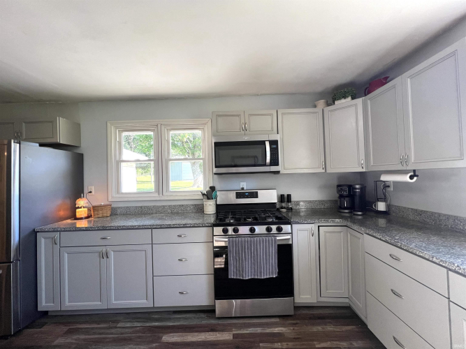 Listing Image 22