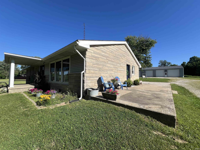 Listing Image 44