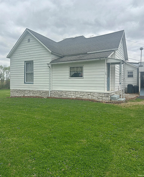Listing Image 11
