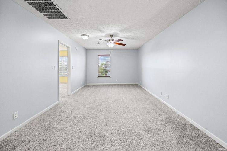 Listing Image 26