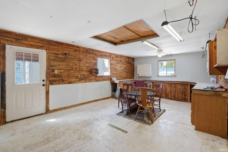 Listing Image 24