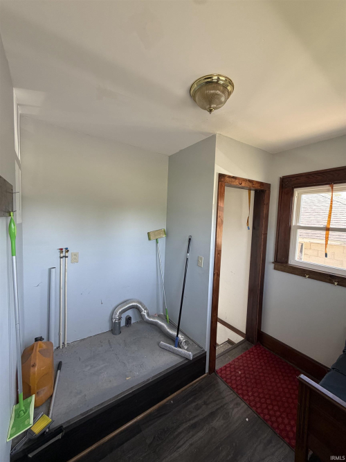 Listing Image 18