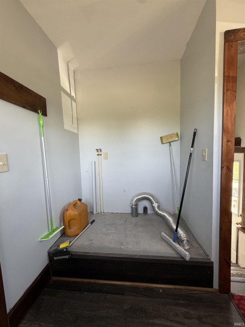 Listing Image 23