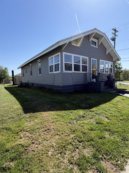Listing Image 6