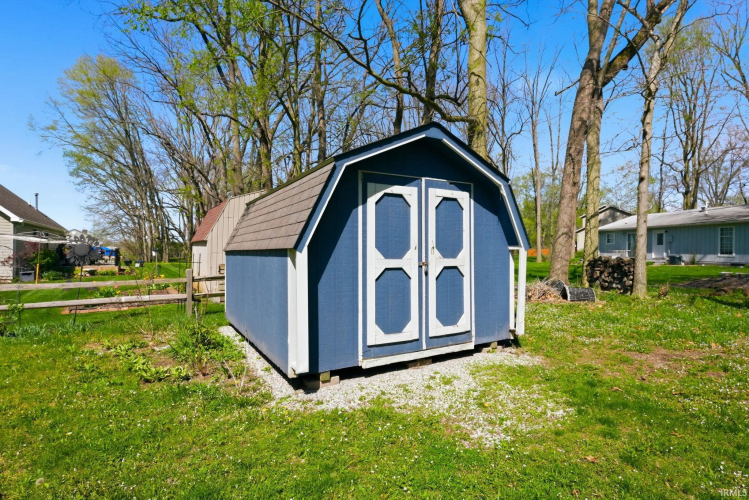 Listing Image 23