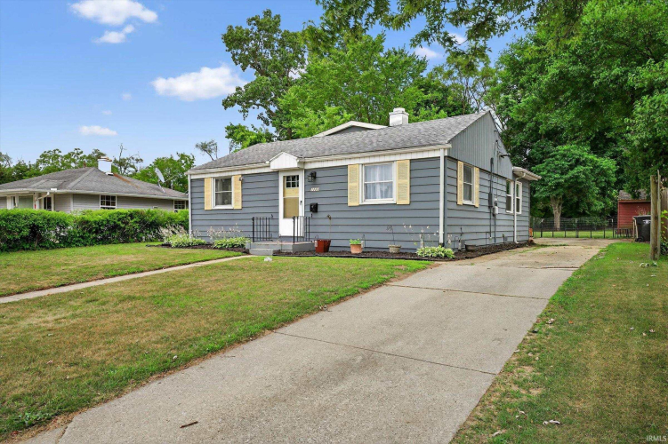 Listing Image 10