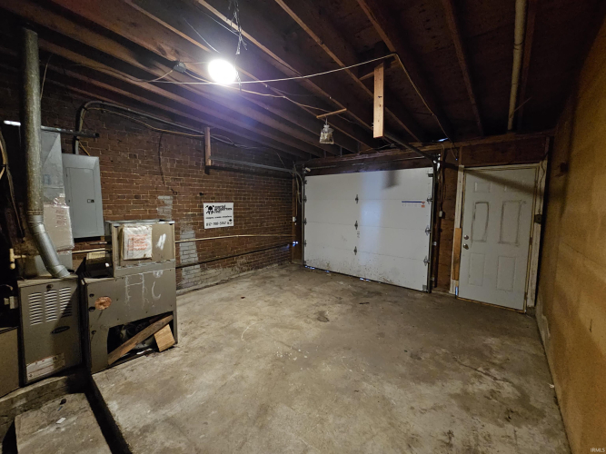 Listing Image 24