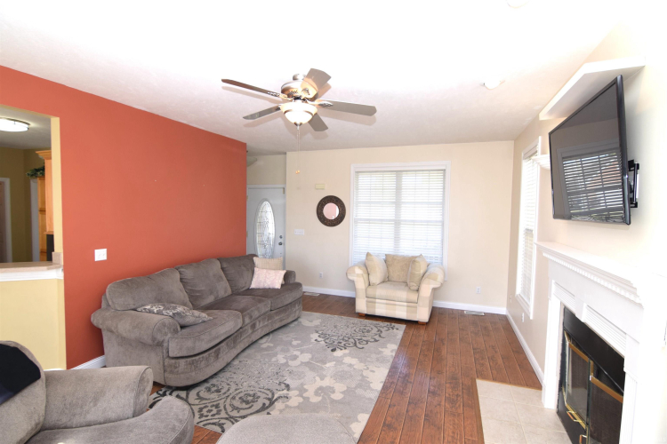 Listing Image 18