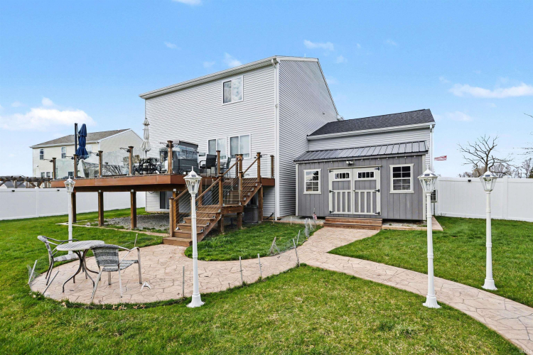 Listing Image 22