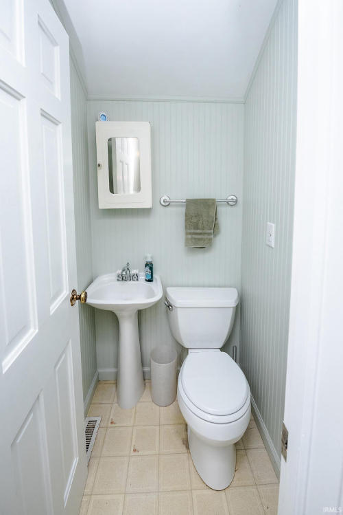 Listing Image 18