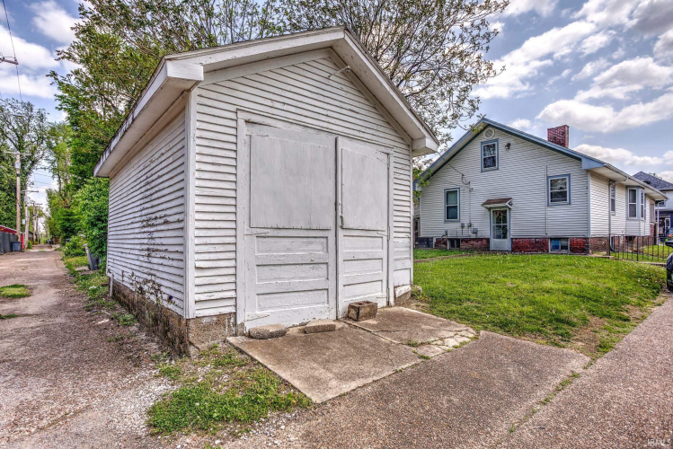 Listing Image 25