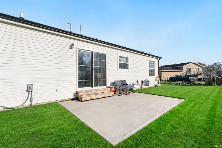 Listing Image 33
