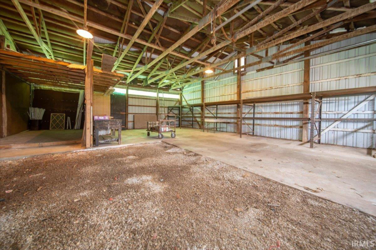 Listing Image 14