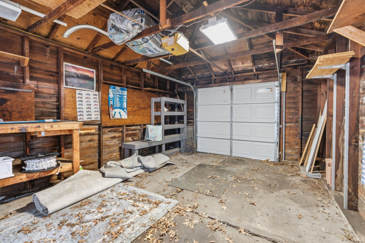 Listing Image 26