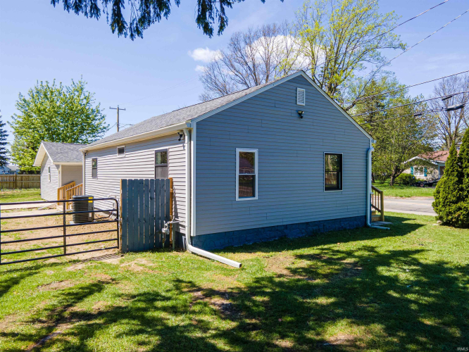 Listing Image 32