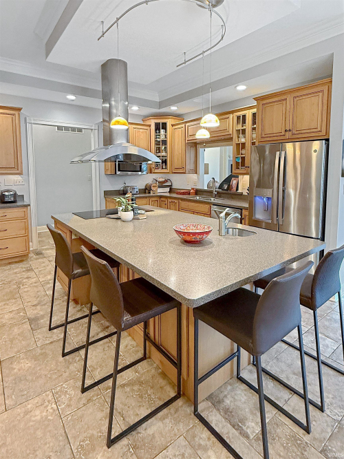 Listing Image 7