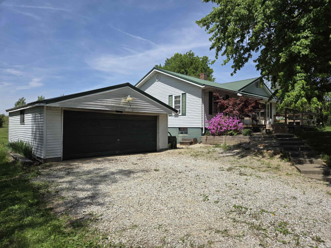 Listing Image 17