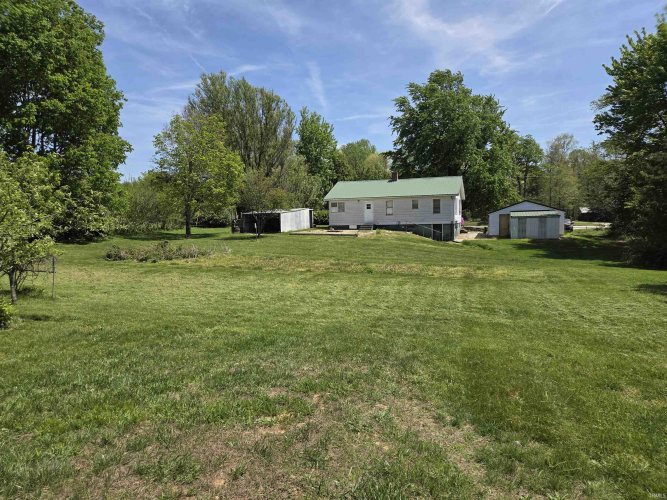 Listing Image 4