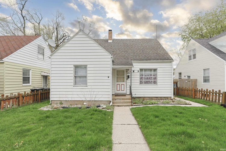 Listing Image 2