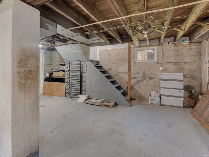 Listing Image 20