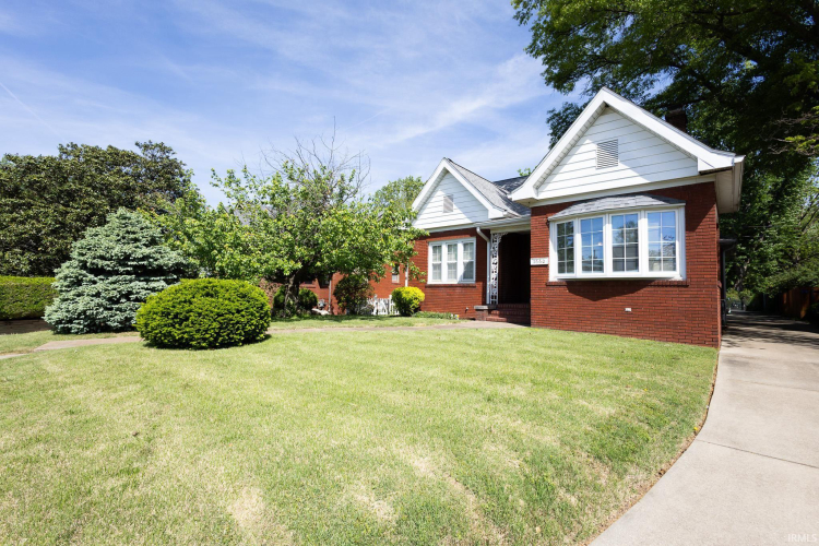 Listing Image 2